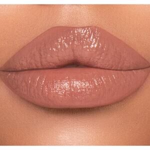 Jeffree Star Supreme Gloss in House Tour